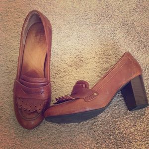 Clark’s Indigo Tassel heeled loafers